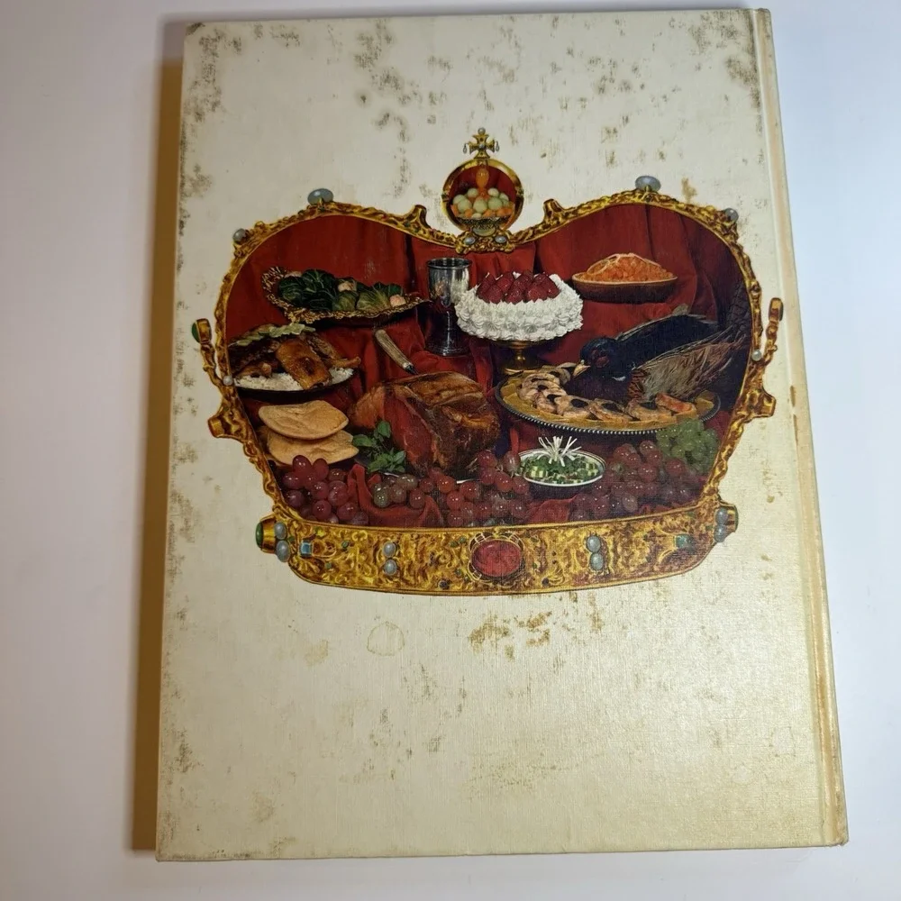 Royal‎ Cookbook 1971 Vintage Favorite Court Recipes Hardcover Historic